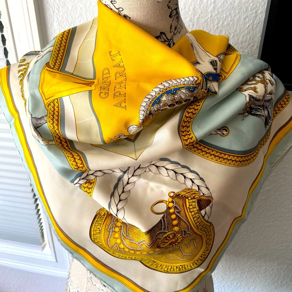 Vintage Grand Apparat Hermes Scarf